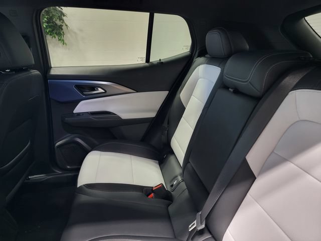 New 2026 Chevrolet Equinox EV LT FWD image 13