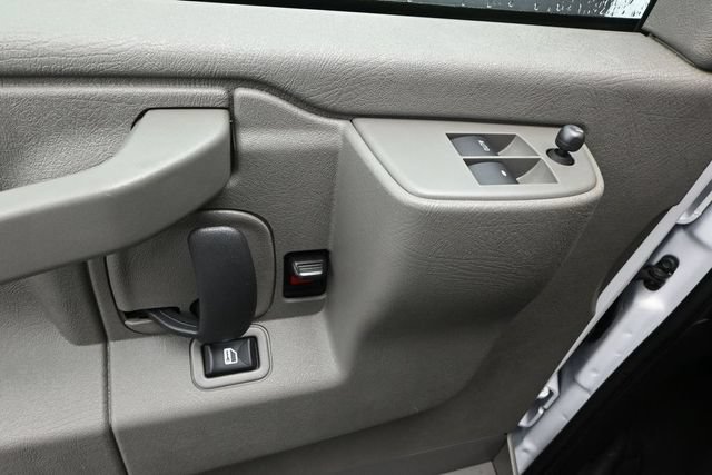 Used 2023 Chevrolet Express 2500 Extended RWD image 11