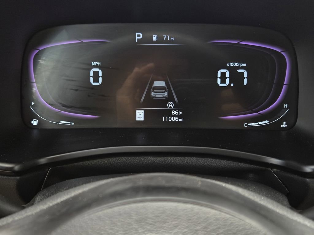 Certified 2025 Kia Soul LX w/ LX Technology Package FWD image 6