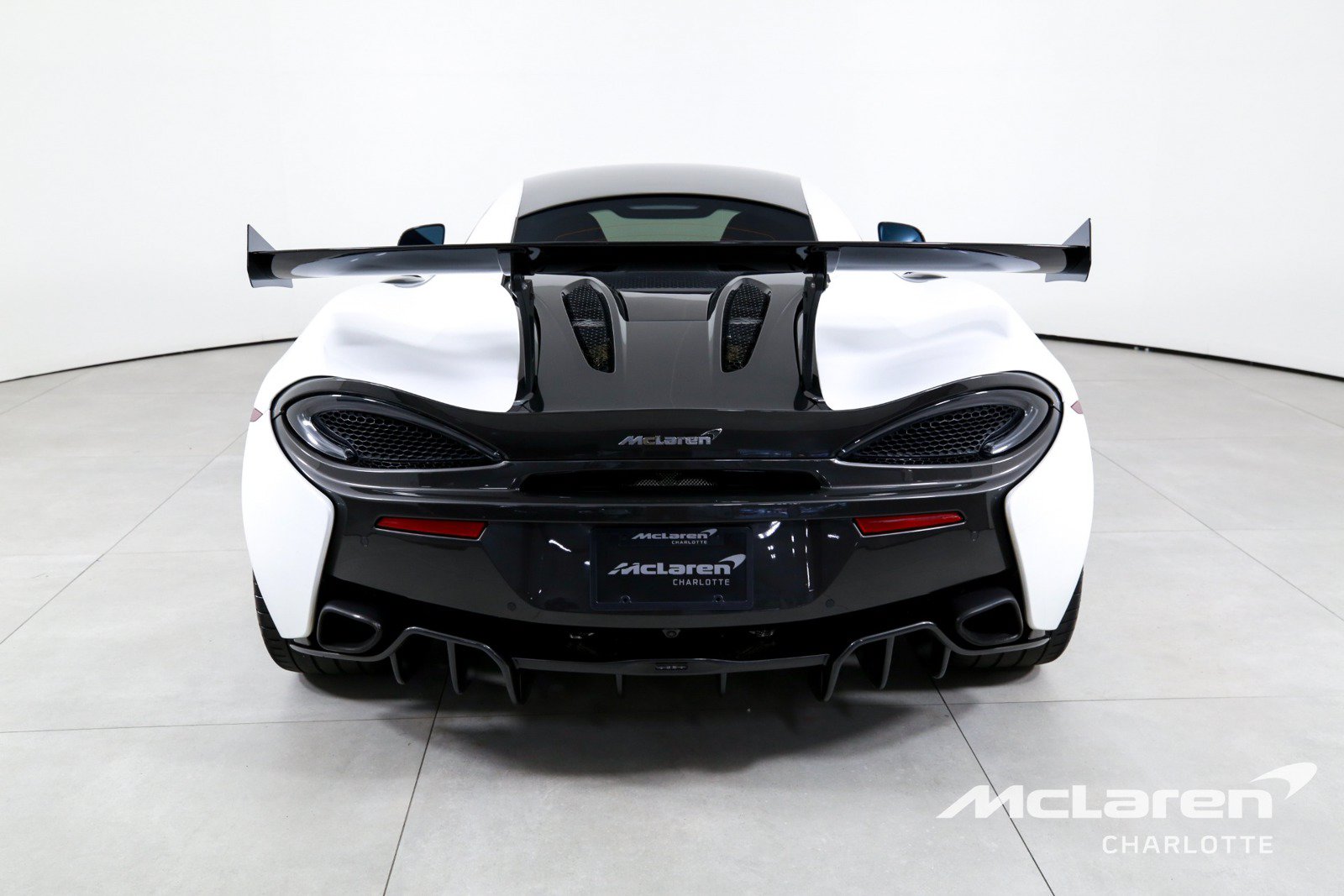 Used 2017 McLaren 570S Coupe RWD image 8