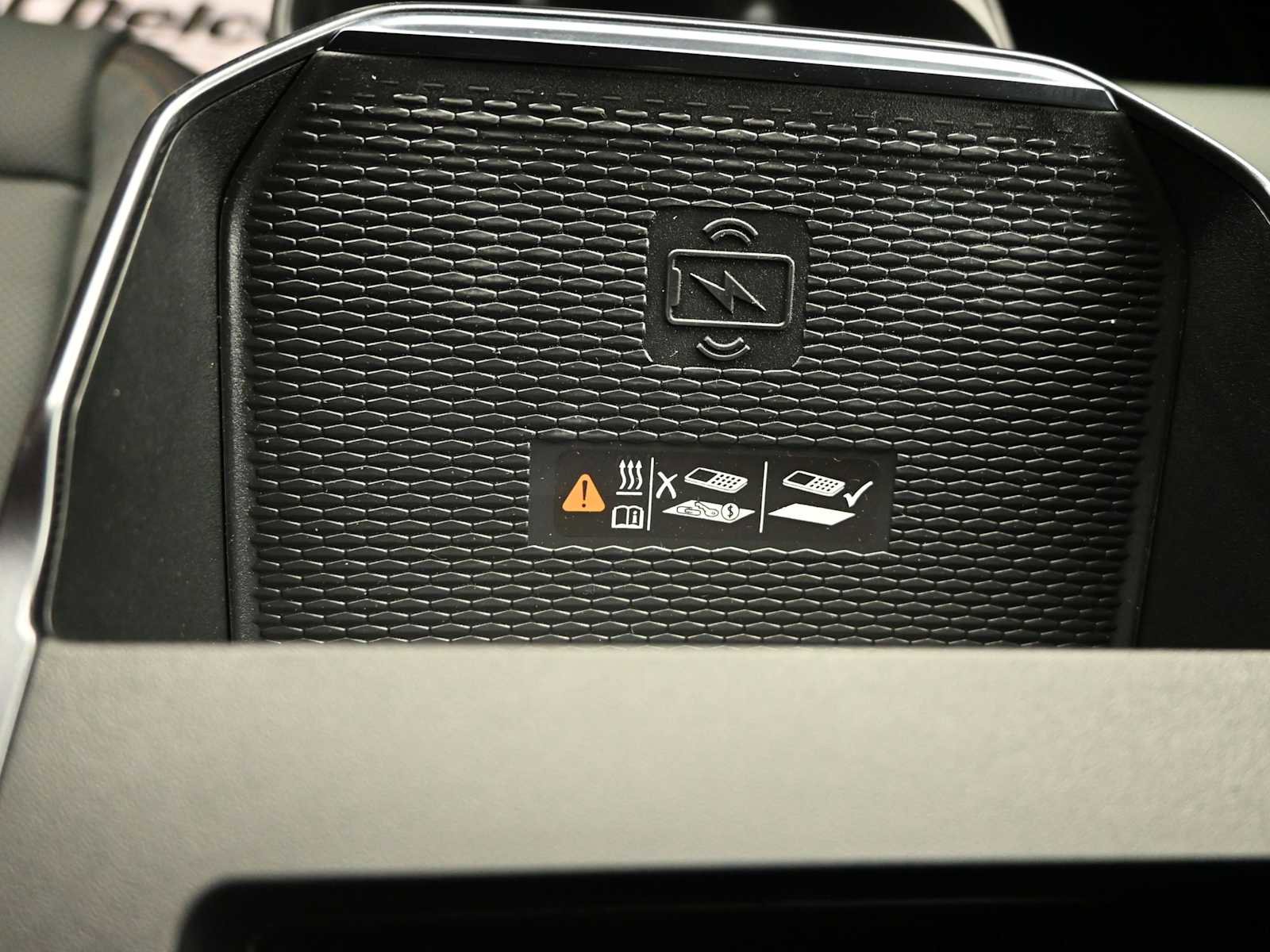 New 2026 GMC Terrain AT4 w/ Convenience Package III image 19