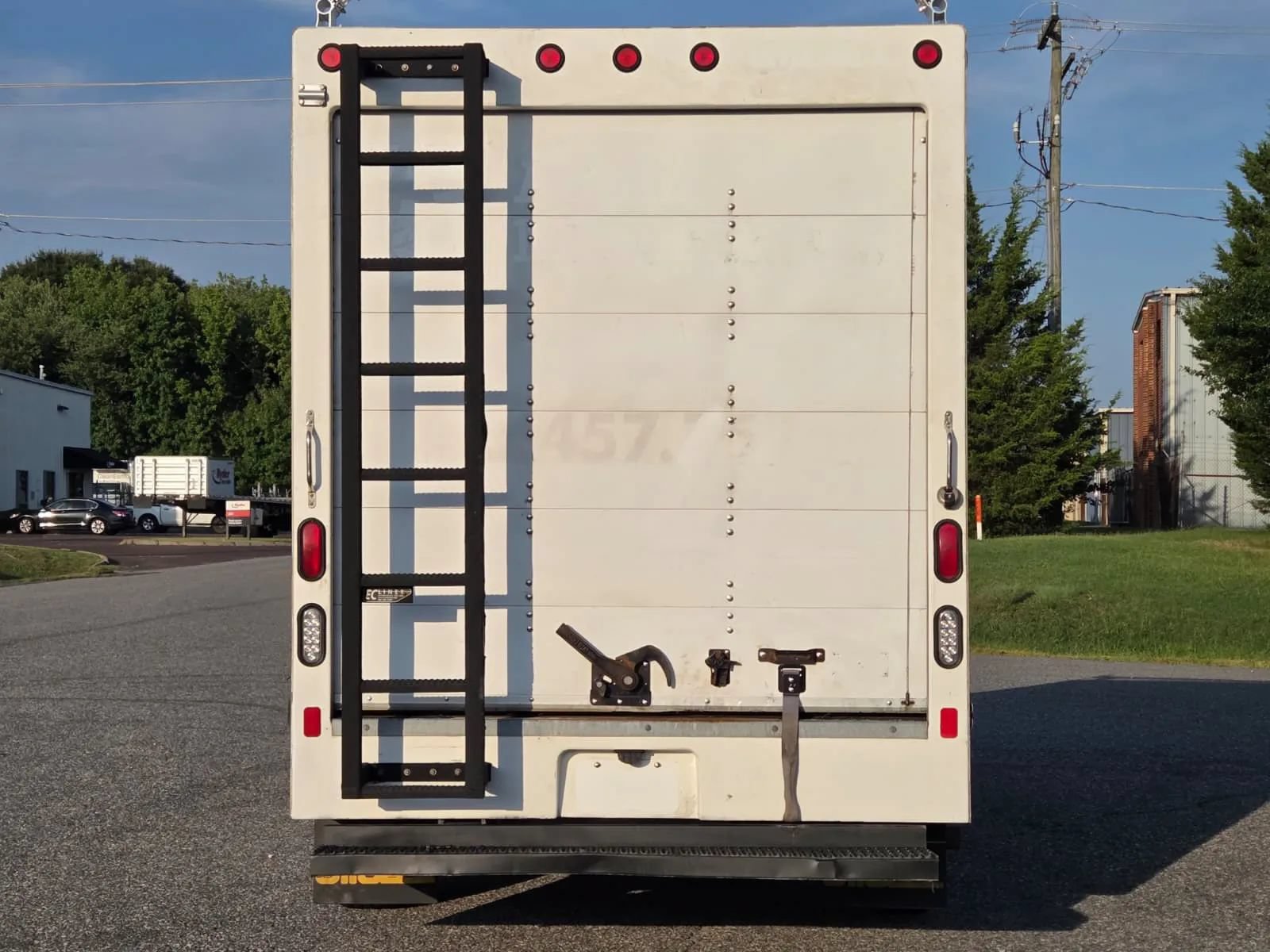 Used 2013 Ford E-350 and Econoline 350 Super Duty RWD image 8
