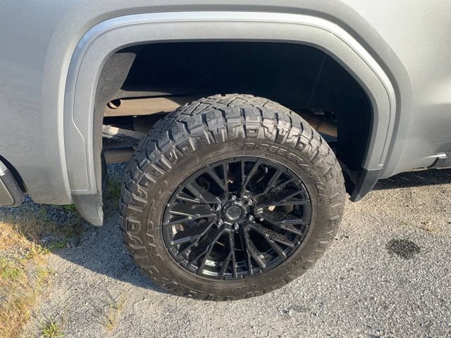 Used 2024 GMC Sierra 1500 AT4 w/ Technology Package AWD/4WD image 39