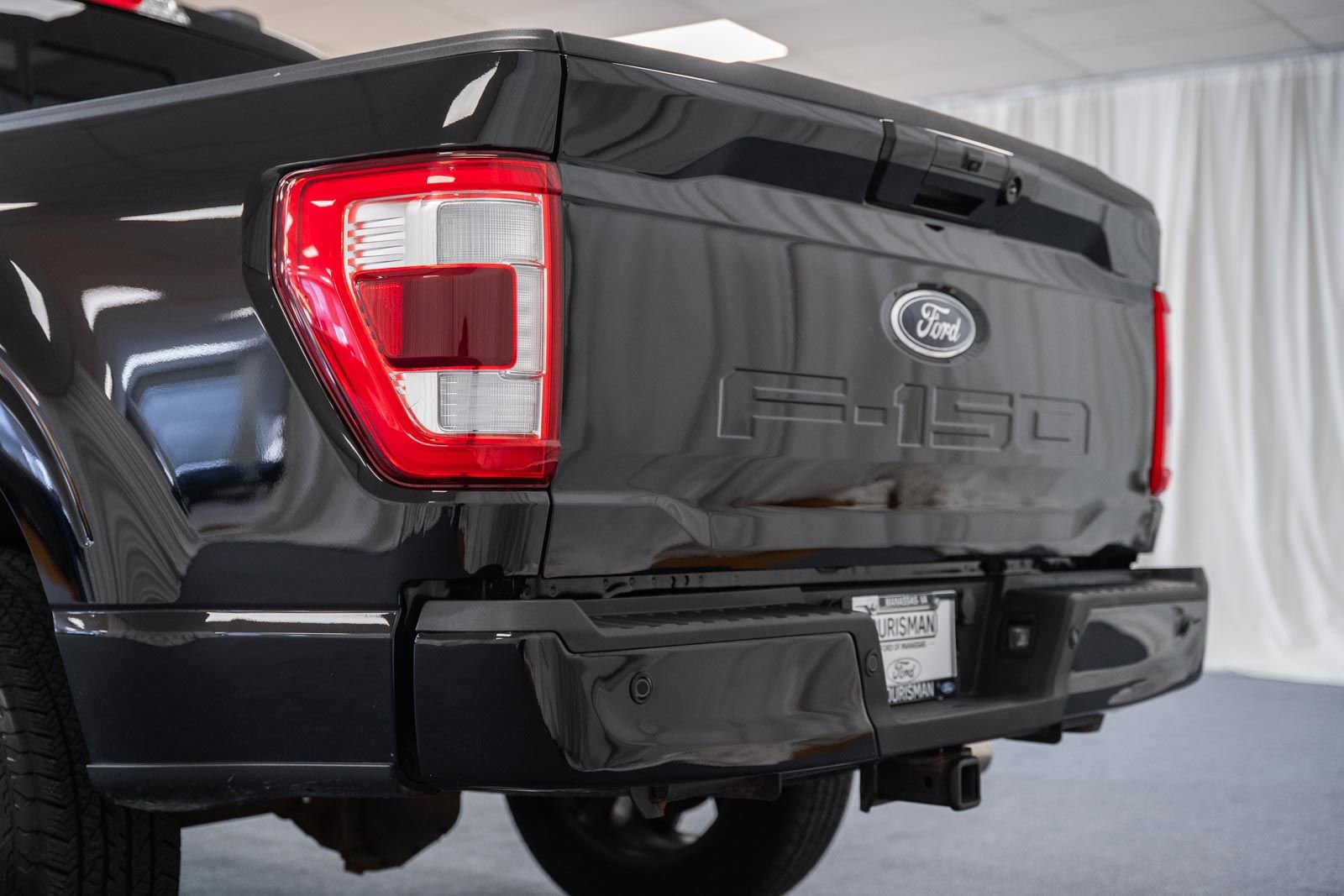 Used 2023 Ford F150 Lariat w/ Equipment Group 502A High image 6