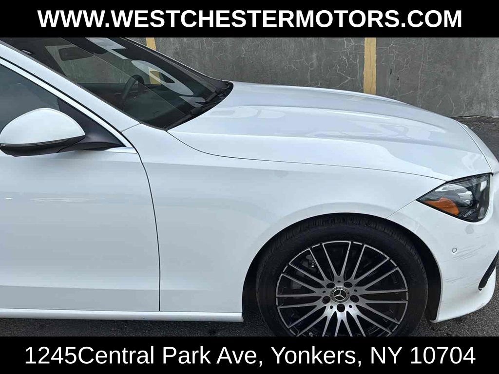 Used 2023 Mercedes-Benz C 300 4MATIC Sedan image 9