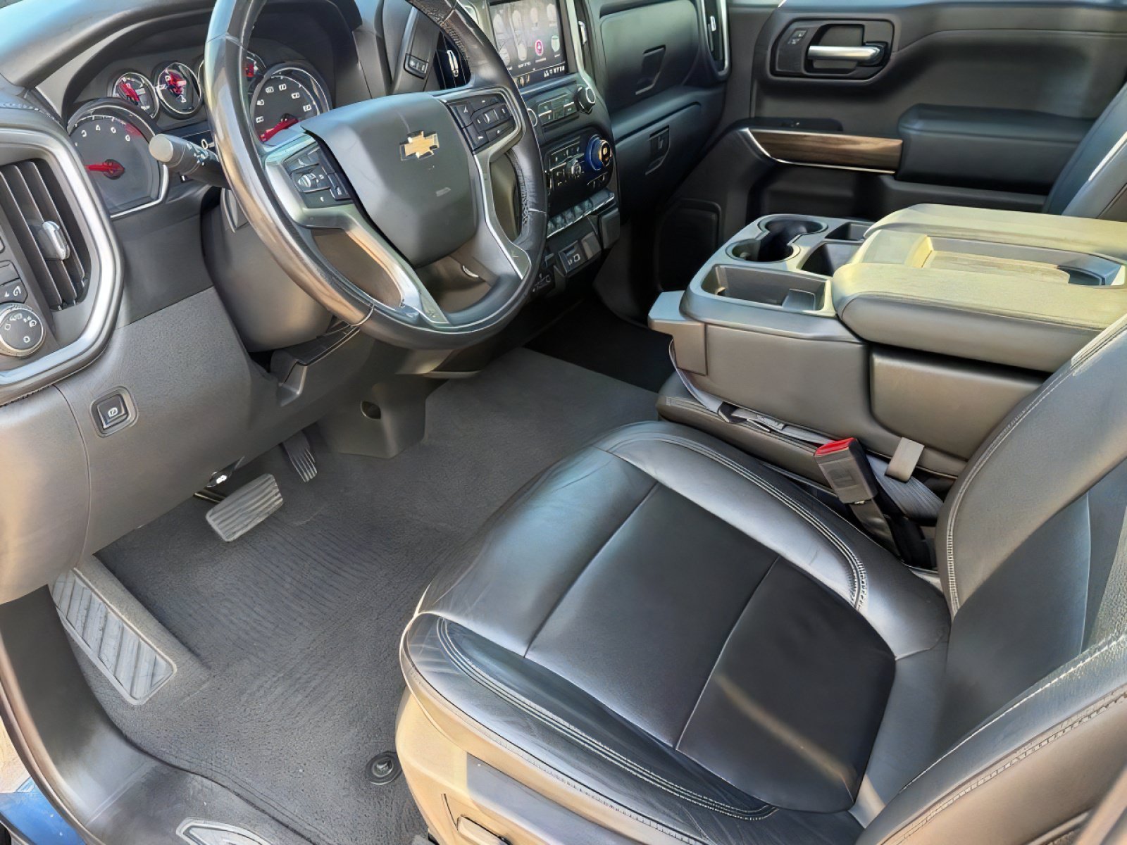Used 2019 Chevrolet Silverado 1500 LT w/ All-Star Edition AWD/4WD image 18