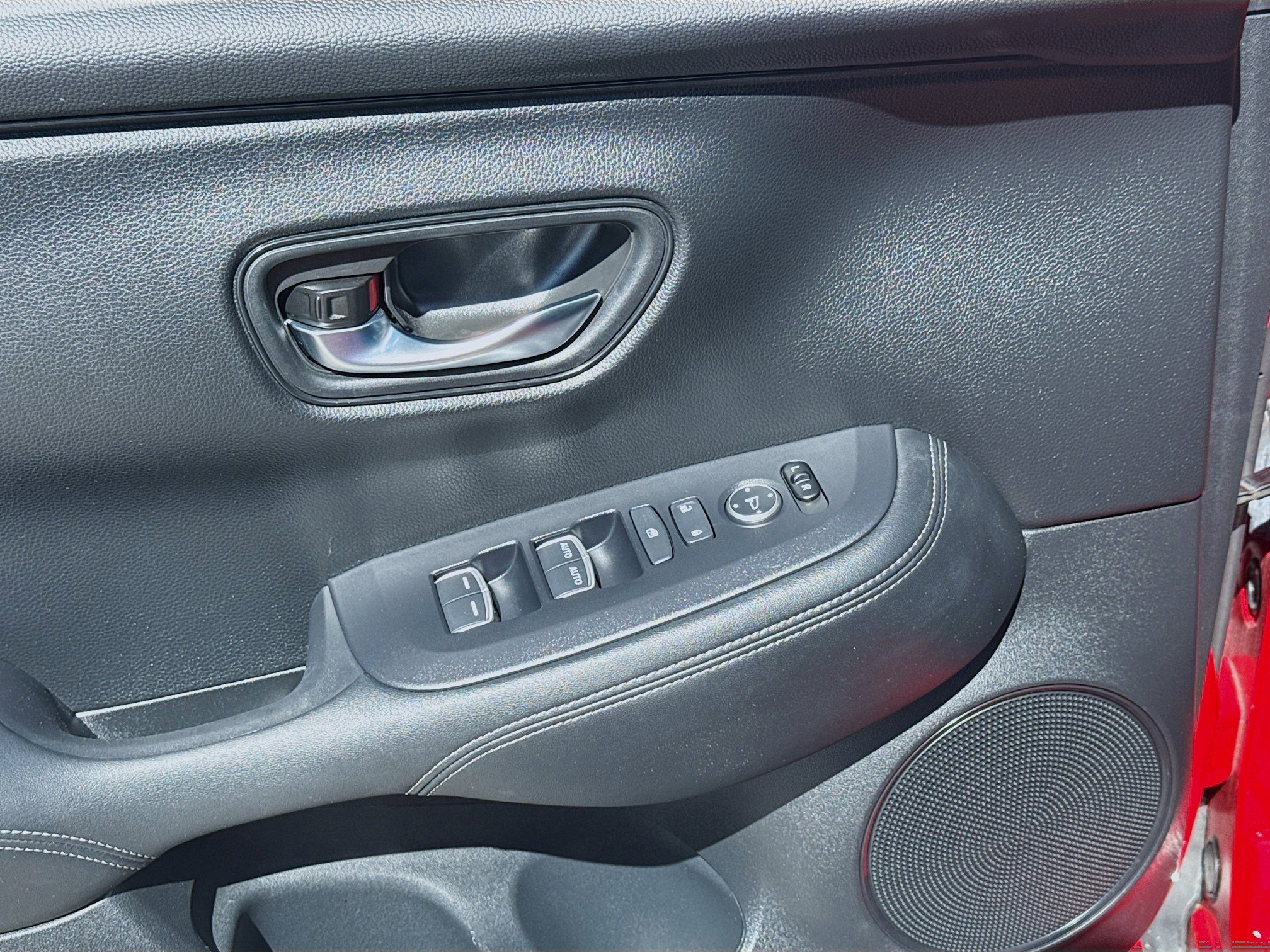 Certified 2024 Honda HR-V EX-L image 16