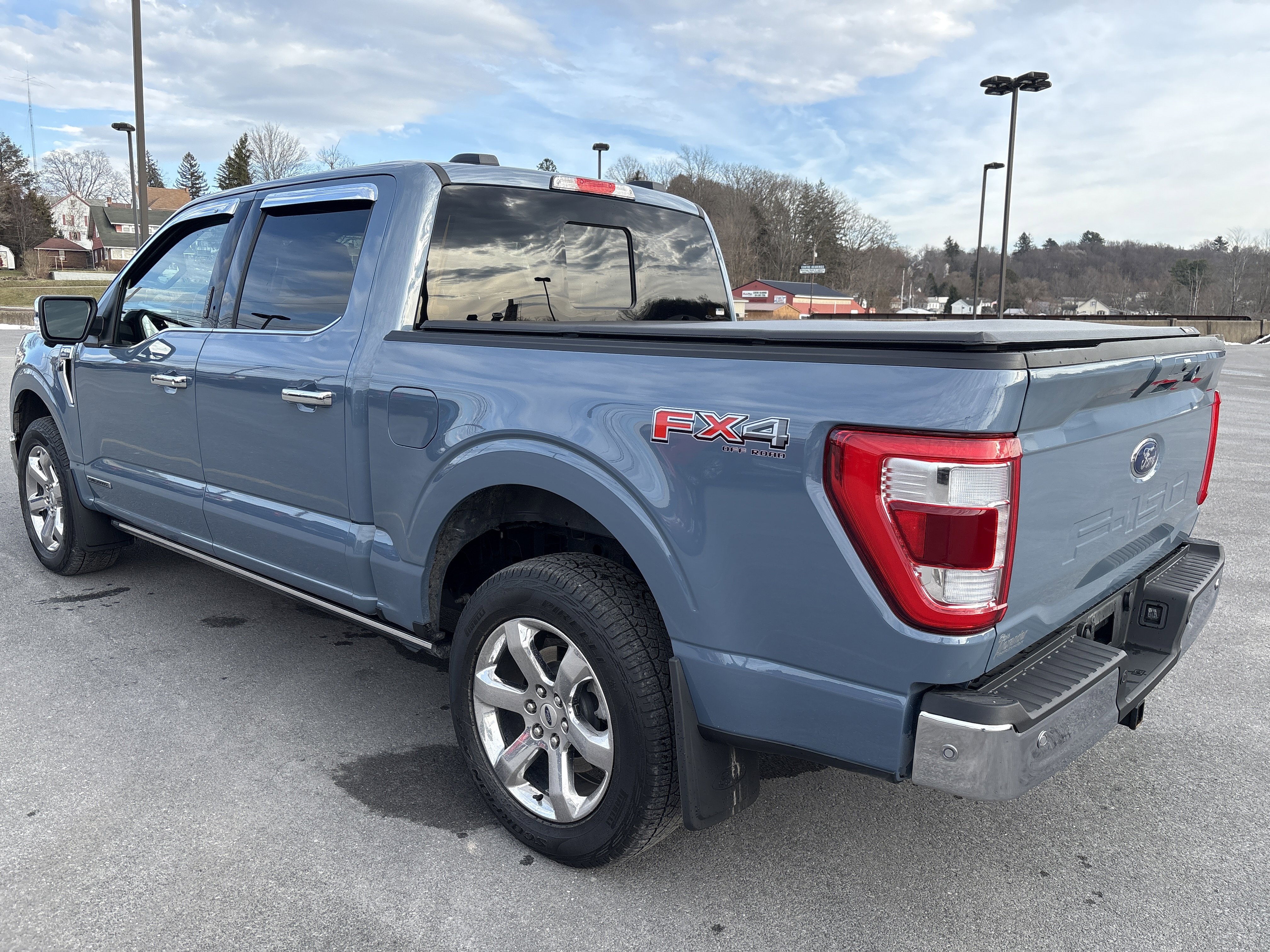 Used 2023 Ford F150 Lariat w/ Equipment Group 502A High image 6