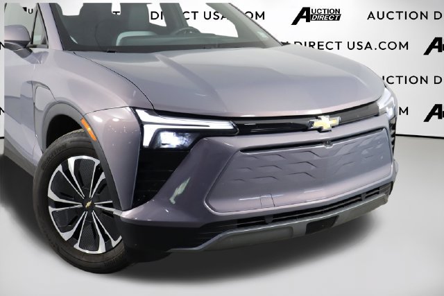 Used 2024 Chevrolet Blazer EV LT AWD/4WD image 49