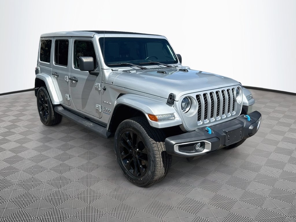 Certified 2023 Jeep Wrangler Unlimited Sahara w/ Cold Weather Group AWD/4WD image 4