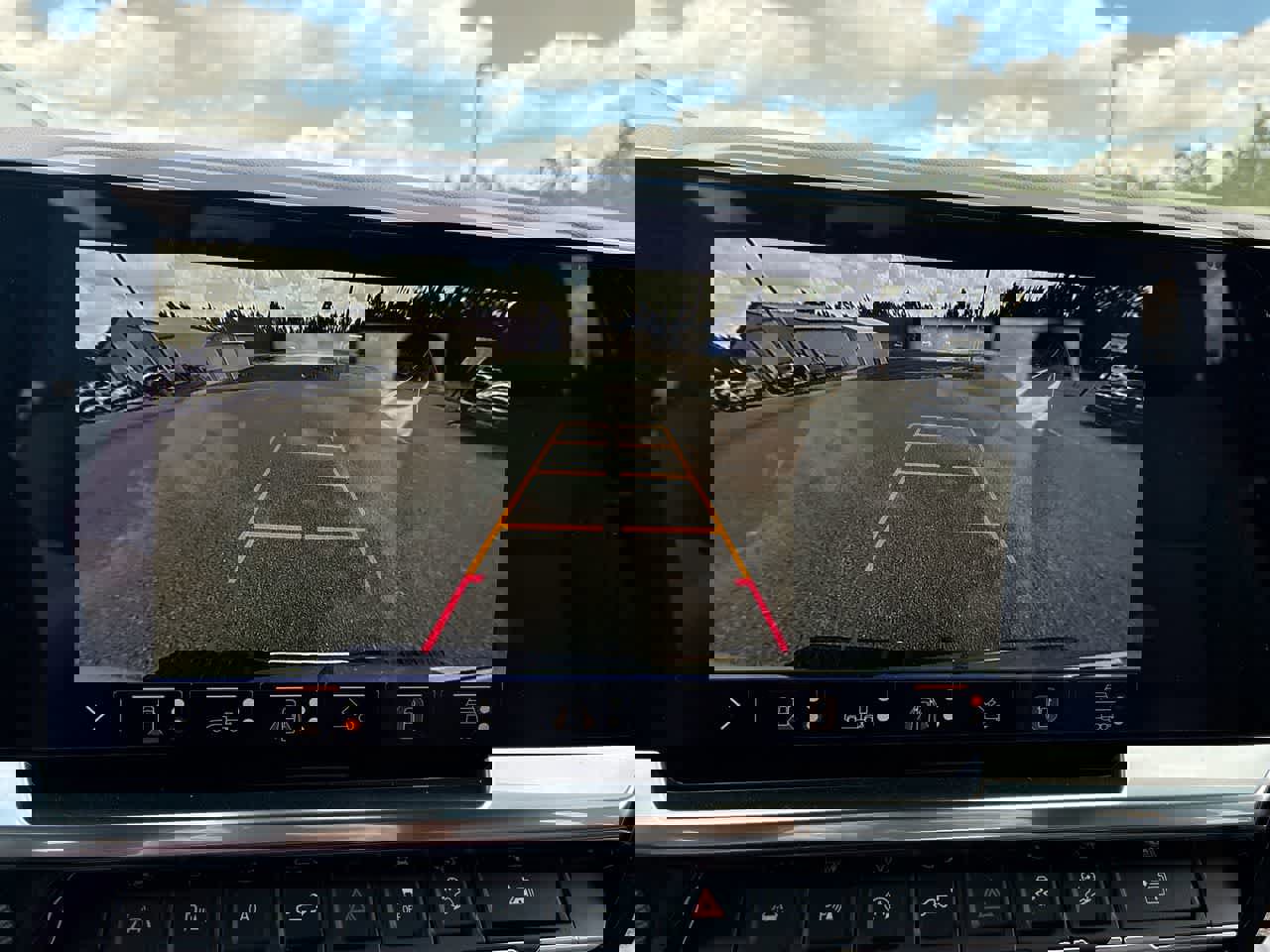 New 2026 Chevrolet Silverado 1500 LTZ w/ LTZ Premium Package image 15