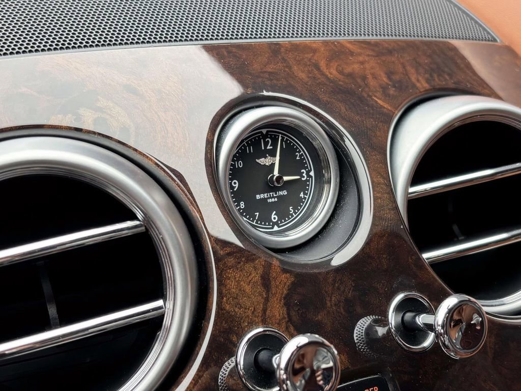 Used 2016 Bentley Continental GT image 13