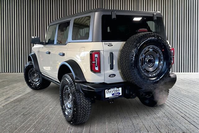 New 2025 Ford Bronco Badlands image 3