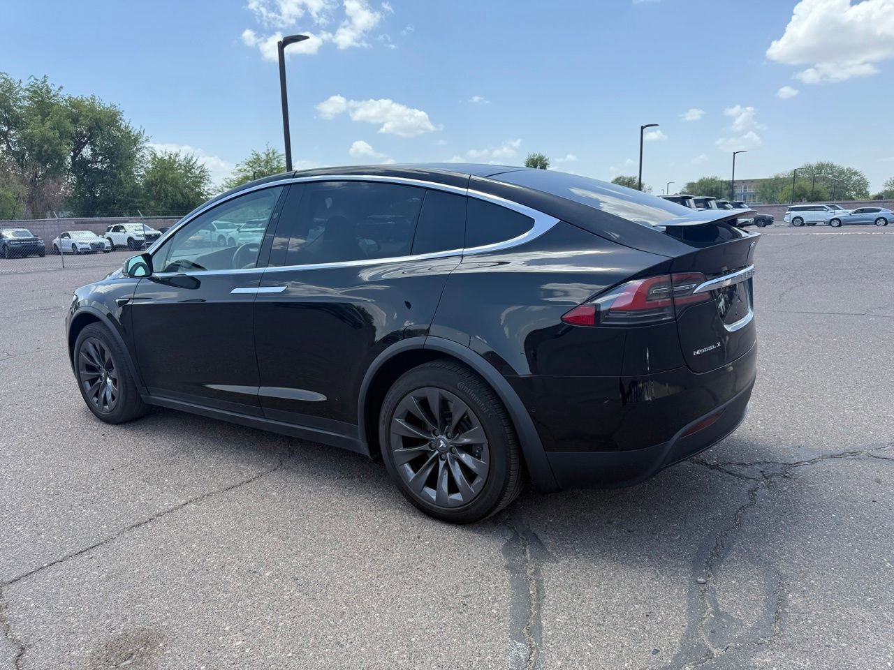 Used 2018 Tesla Model X 75D AWD/4WD image 7