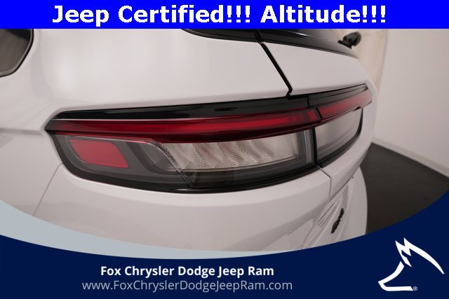 Used 2023 Jeep Grand Cherokee L Laredo image 33