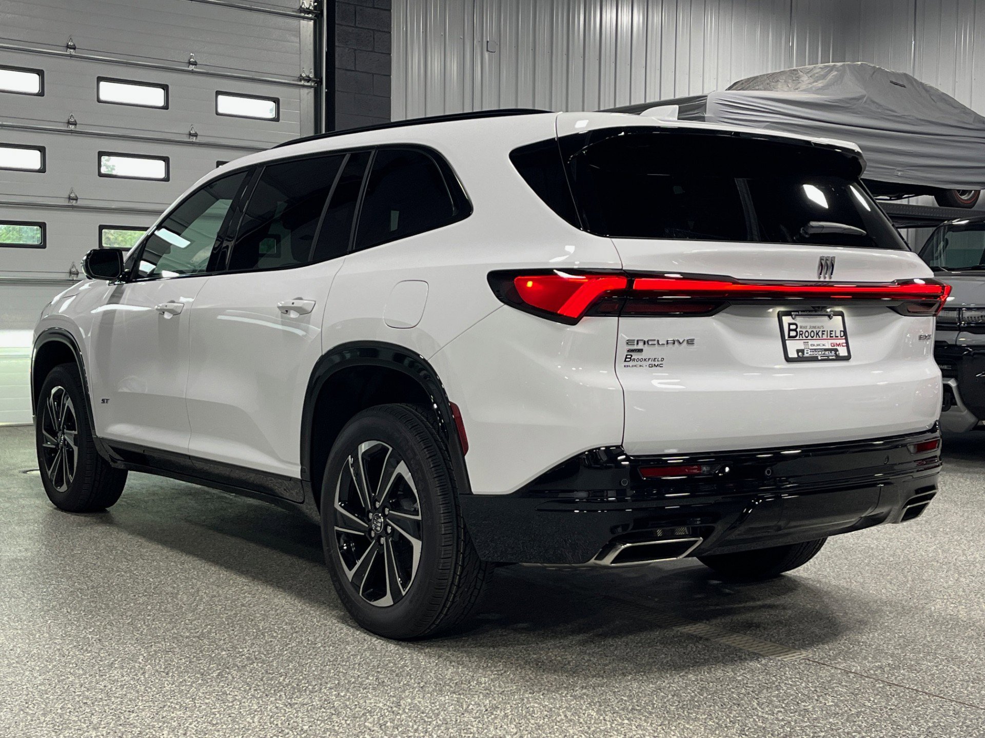 New 2026 Buick Enclave Sport Touring w/ LPO, Floor Liner Package image 3