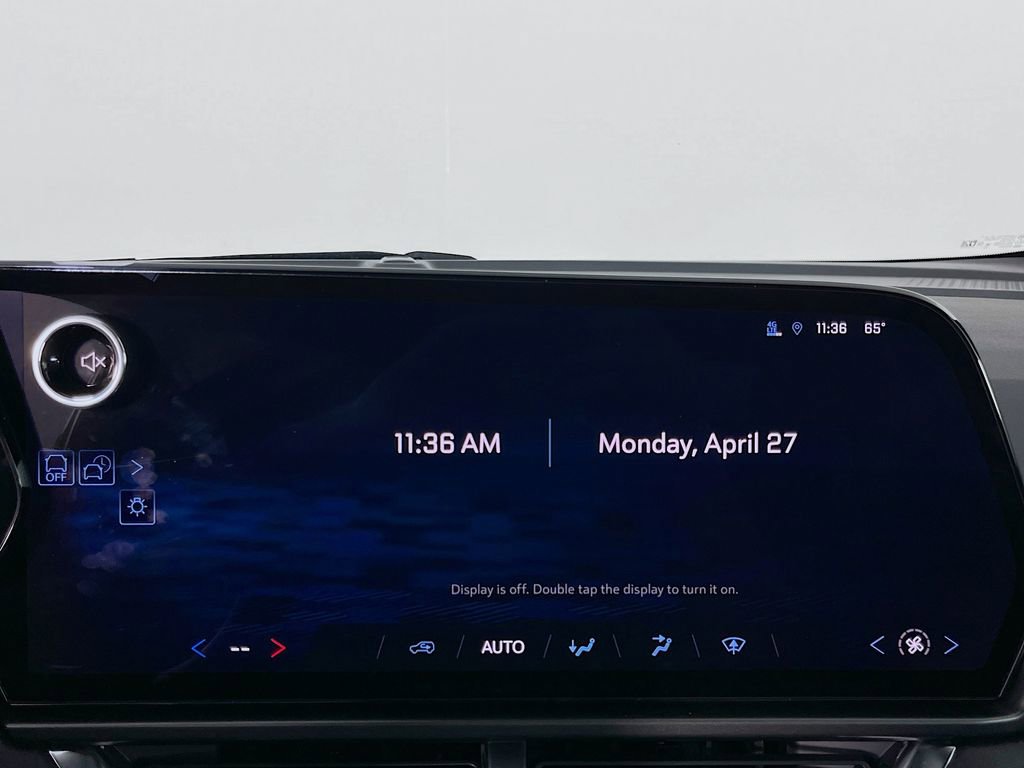 Used 2026 Chevrolet Equinox EV LT FWD image 19