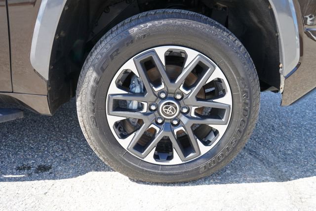 Used 2024 Toyota Tundra Limited image 90