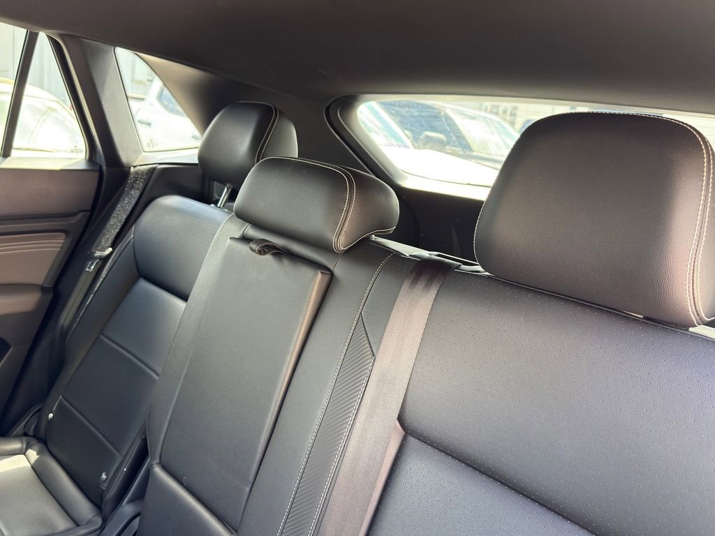 Used 2023 Volkswagen Atlas Cross Sport SE w/ Black Wheel Package image 27