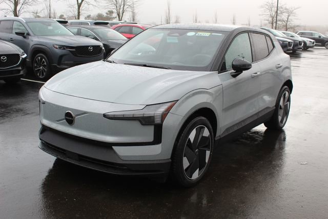 New 2026 Volvo EX30 Plus AWD/4WD image 7