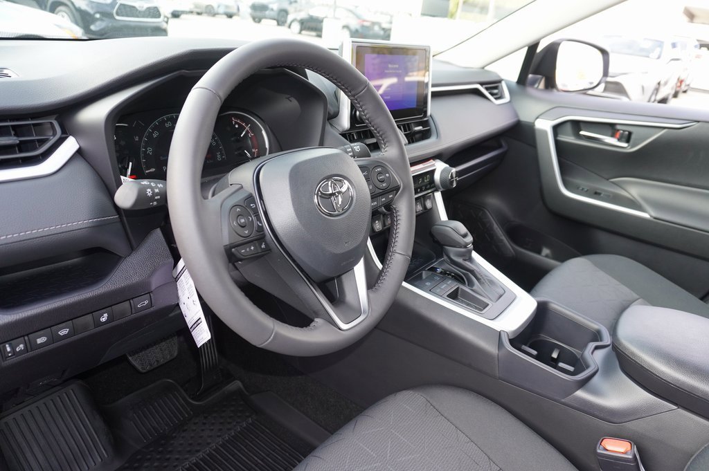 New 2025 Toyota RAV4 XLE image 12