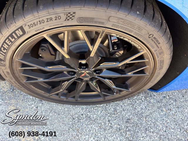 Used 2026 Chevrolet Corvette Stingray Premium Conv w/ Z51 Performance Package RWD image 21