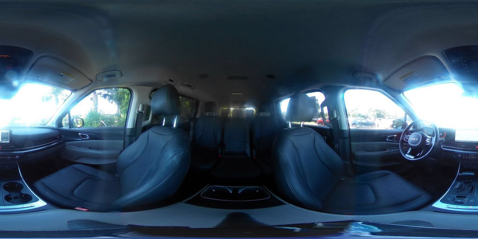 Used 2026 Kia Carnival FWD image 44