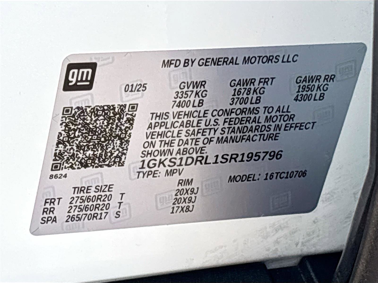 Used 2025 GMC Yukon Denali RWD image 34