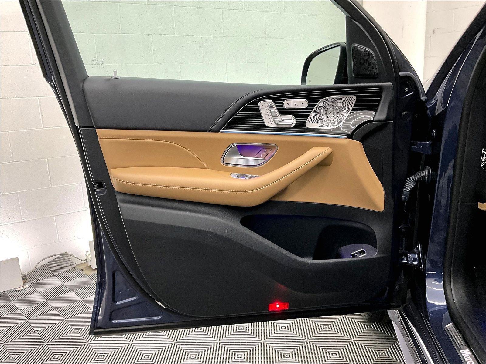 Certified 2024 Mercedes-Benz GLE 350 4MATIC image 24