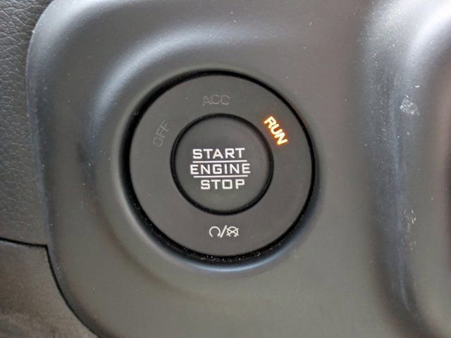 Used 2021 Jeep Gladiator Sport image 24