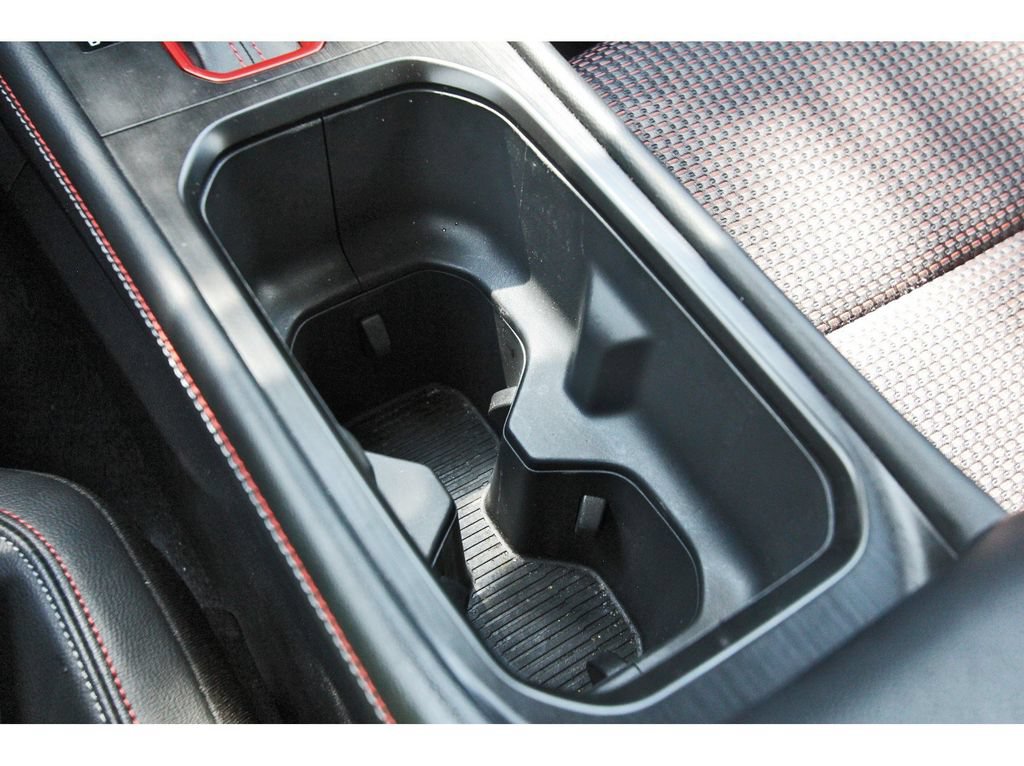 Used 2025 Nissan Kicks SR w/ SR Premium Package AWD/4WD image 31