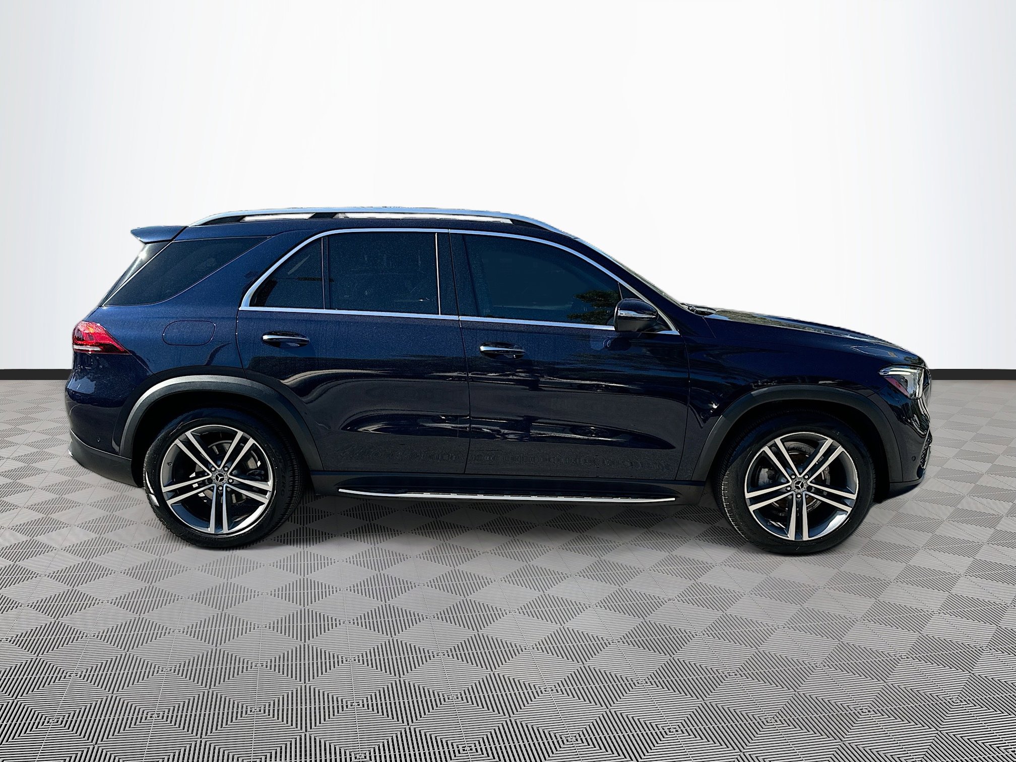 Used 2022 Mercedes-Benz GLE 350 image 8