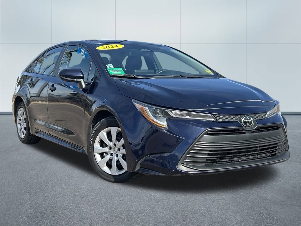 Used 2024 Toyota Corolla LE image 30