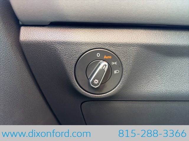 New 2026 Volkswagen Jetta SE image 17