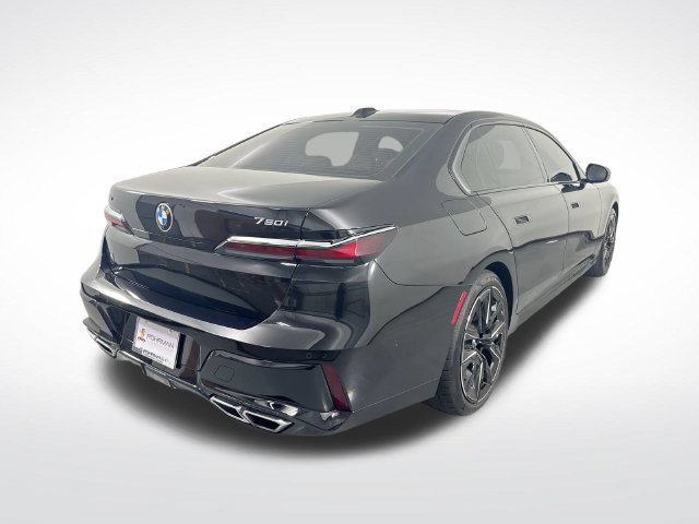 Used 2024 BMW 760i xDrive w/ Premium Package AWD/4WD image 34