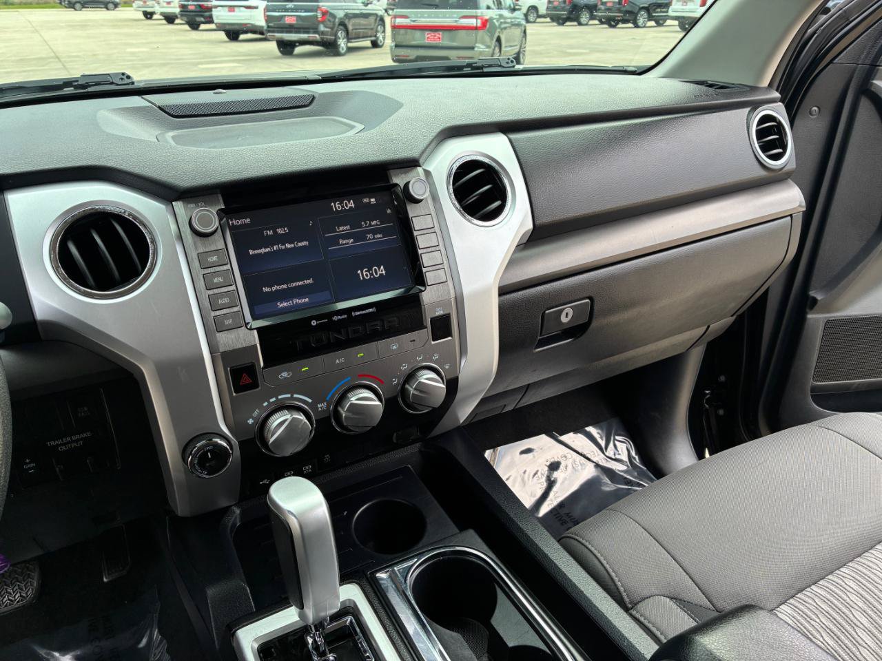Used 2020 Toyota Tundra SR5 w/ SX Package AWD/4WD image 17