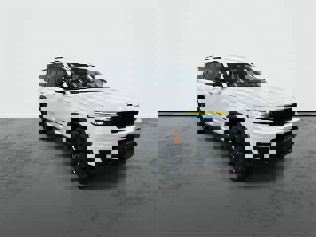 Used 2023 Jeep Grand Cherokee L Laredo image 6