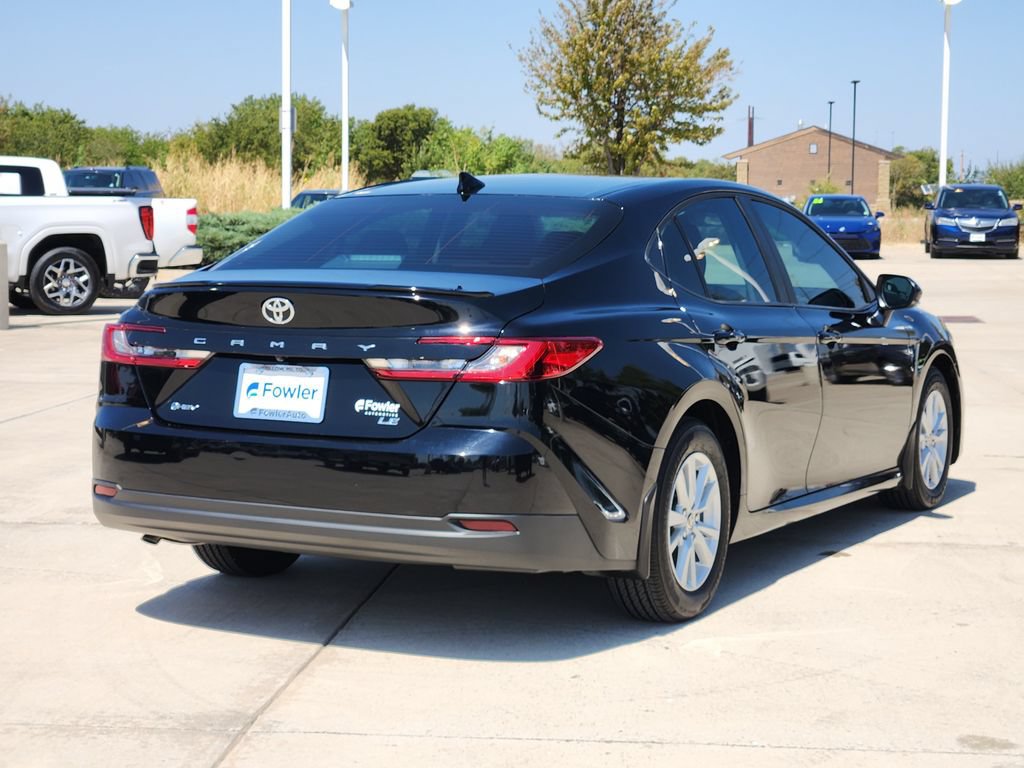 Used 2026 Toyota Camry LE FWD image 5