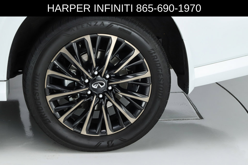 Used 2026 INFINITI QX80 4WD w/ Sport Exterior Package image 7
