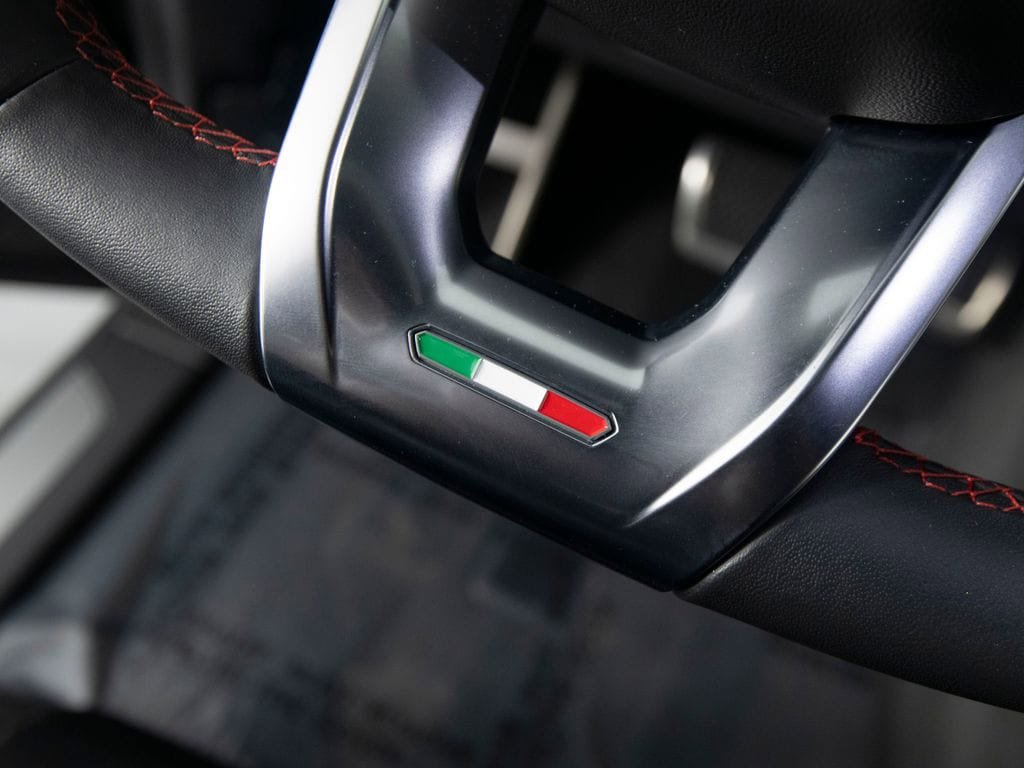 Used 2024 Lamborghini Urus S AWD/4WD image 19
