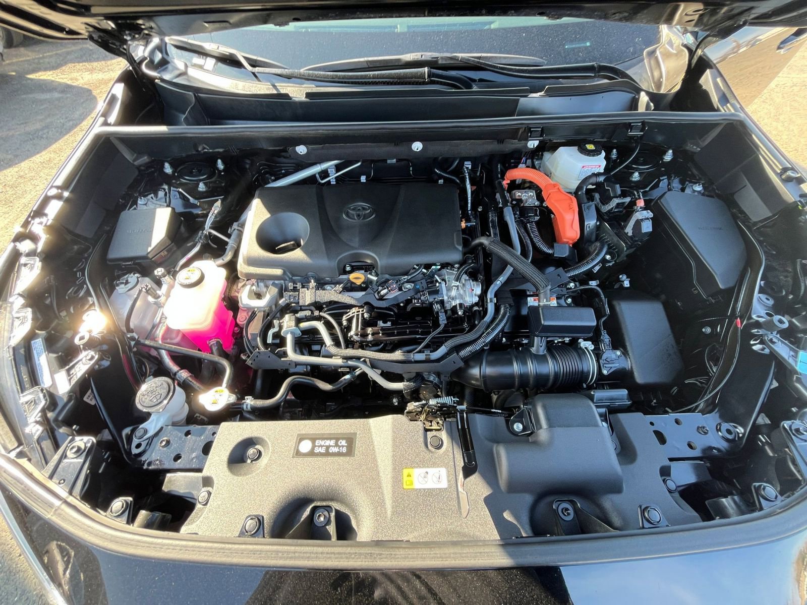 Used 2025 Toyota RAV4 LE image 31