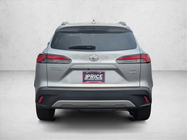 Used 2022 Toyota Corolla Cross XLE image 7
