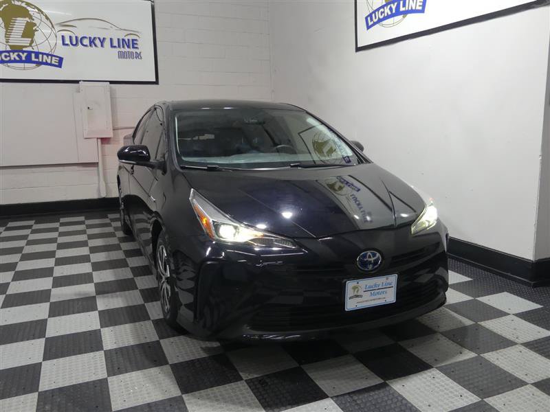 Used 2022 Toyota Prius LE FWD image 5