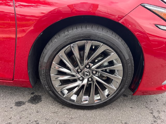 Used 2024 Lexus ES 350 w/ Technology Package FWD image 36