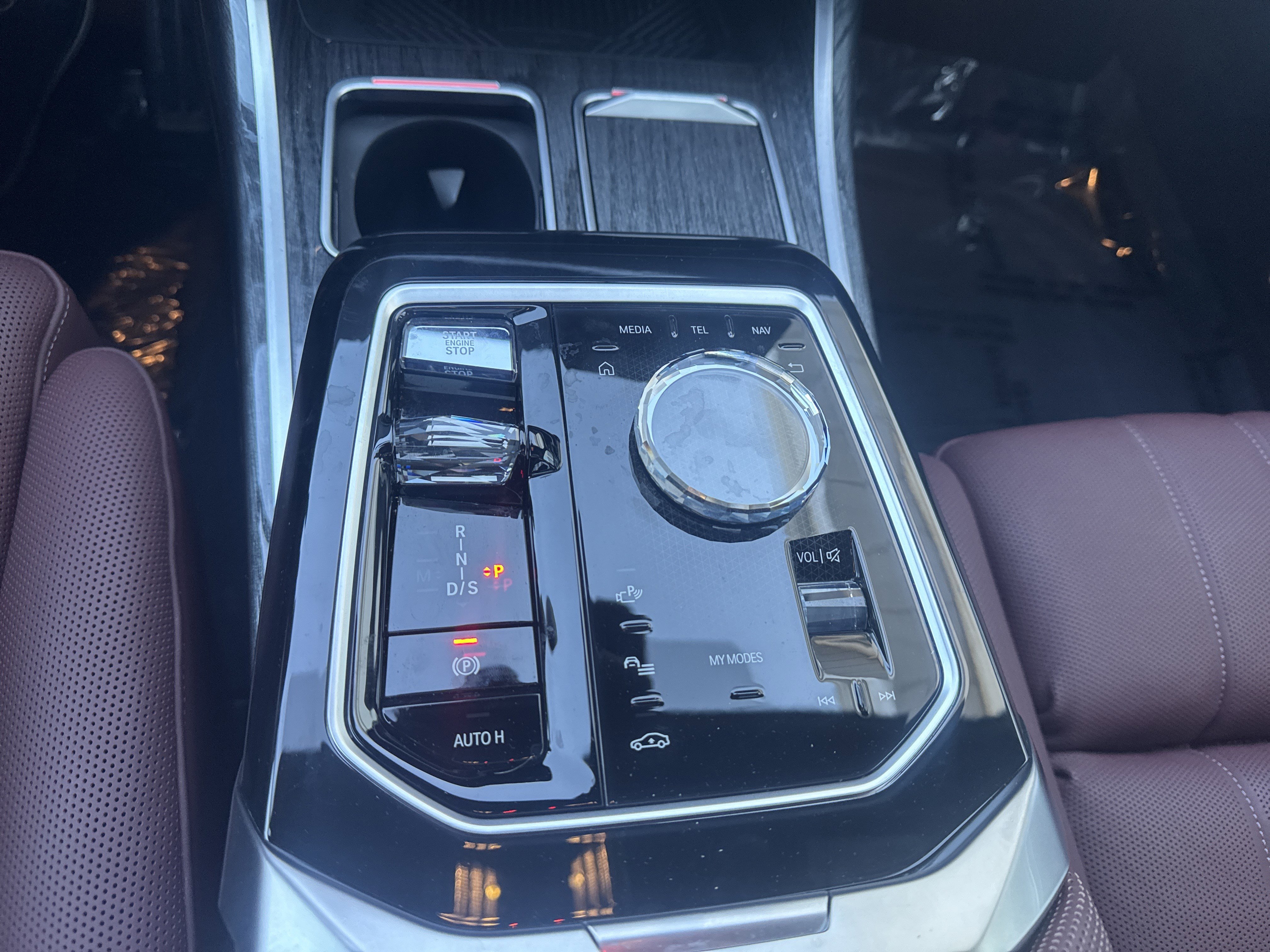 Used 2023 BMW 760i xDrive image 17