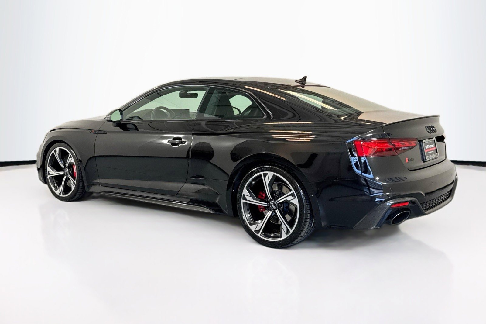Used 2022 Audi RS 5 w/ Black Optic Carbon Package image 7
