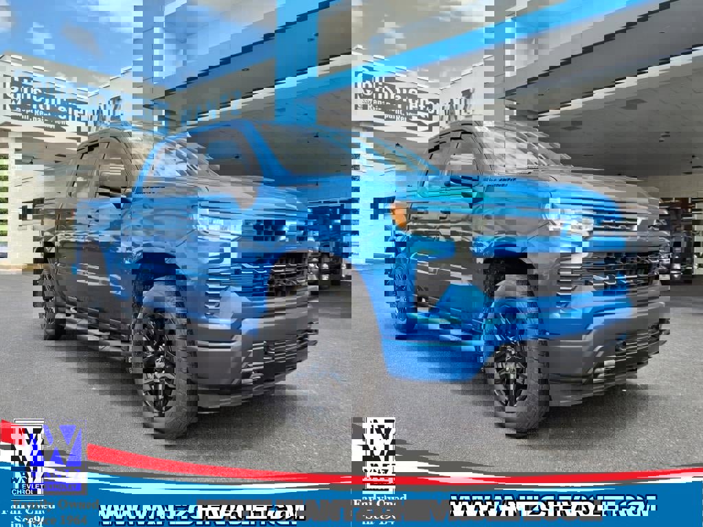 Used 2023 Chevrolet Silverado 1500 RST w/ All Star Edition Plus image 2