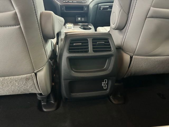 Used 2023 Honda Passport EX-L image 12