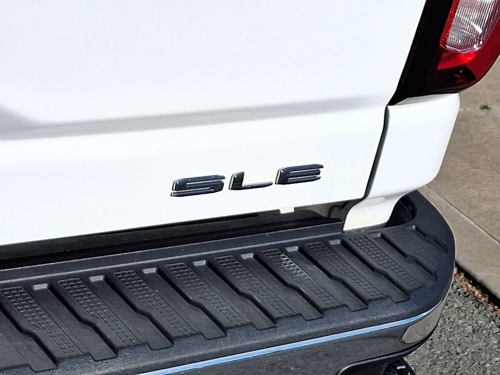 Used 2021 GMC Sierra 3500 SLE w/ SLE Value Package AWD/4WD image 30
