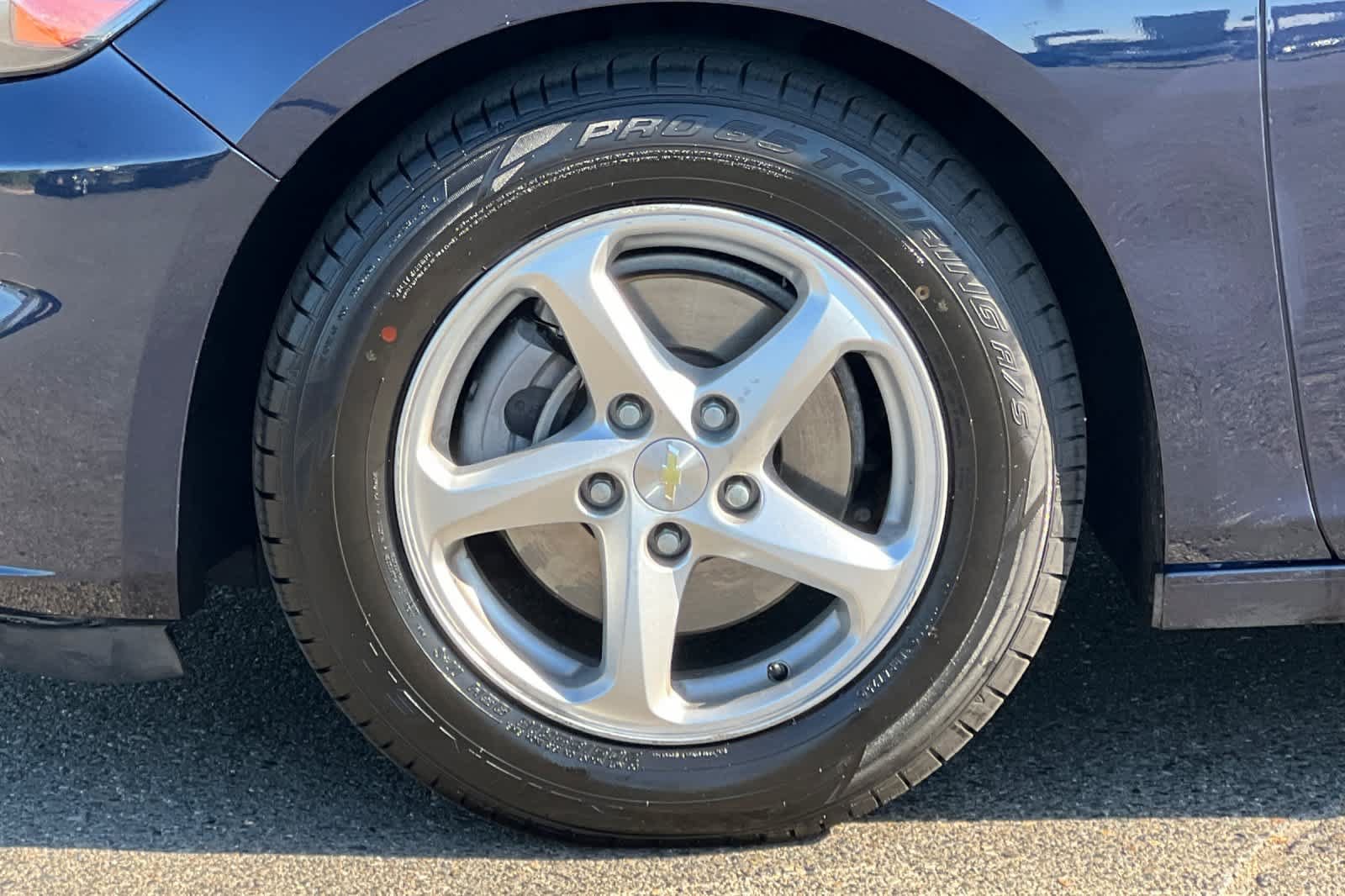 Used 2017 Chevrolet Malibu LS FWD image 29